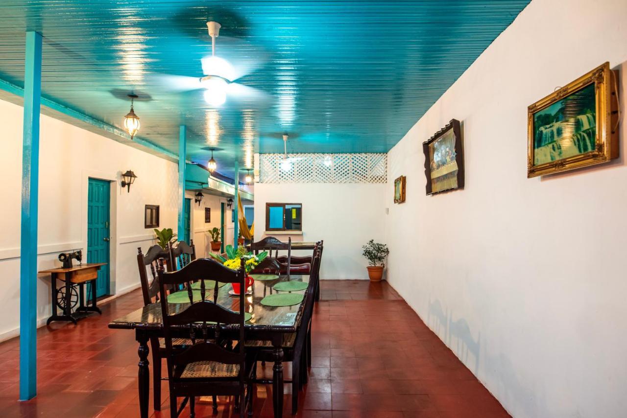 Hostal Victoria Granada Exterior photo