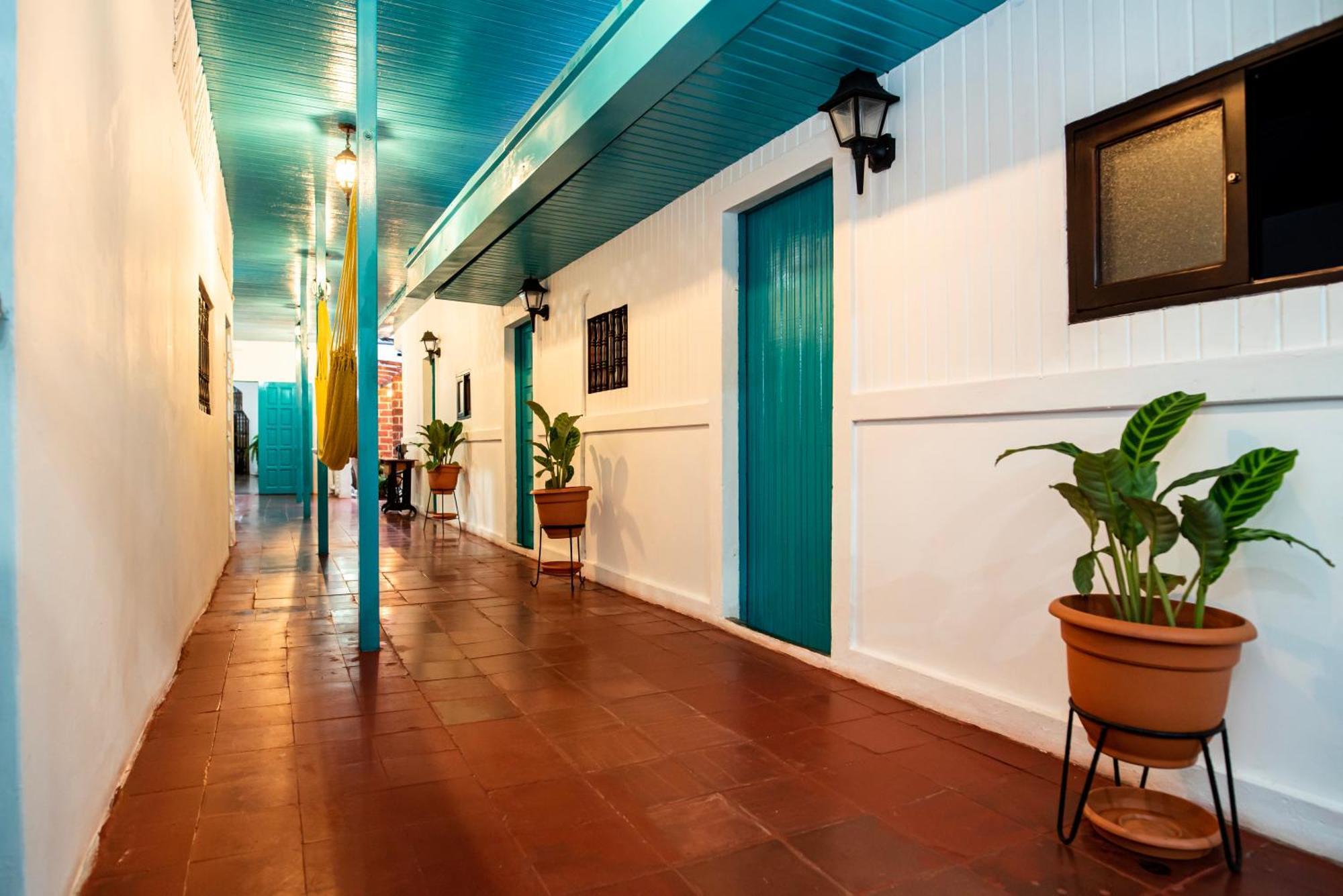 Hostal Victoria Granada Exterior photo